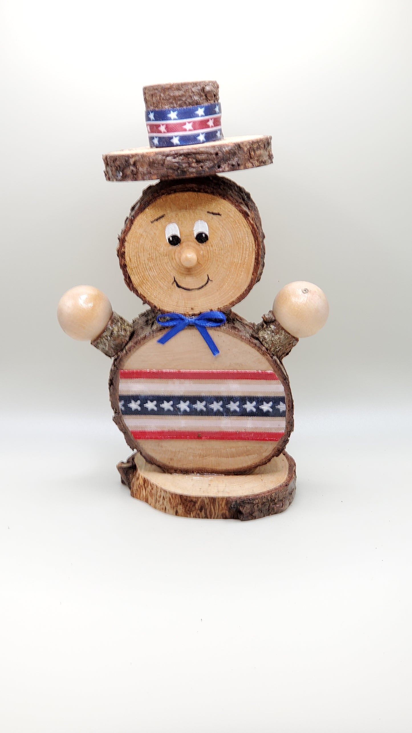 Wood round 4th of July guy
